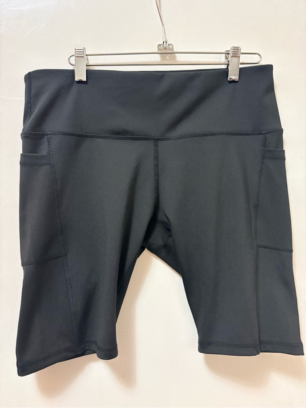Beverly Hills Polo Club Black High Waisted Bike Shorts with Pockets Sz M